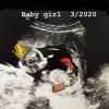 Elizabeth Hendrickson, célèbre Chloe Mitchell dans "Les Feux de l'amour", sur Instagram. Echographie de sa petite fille, attendue pour mars 2020.