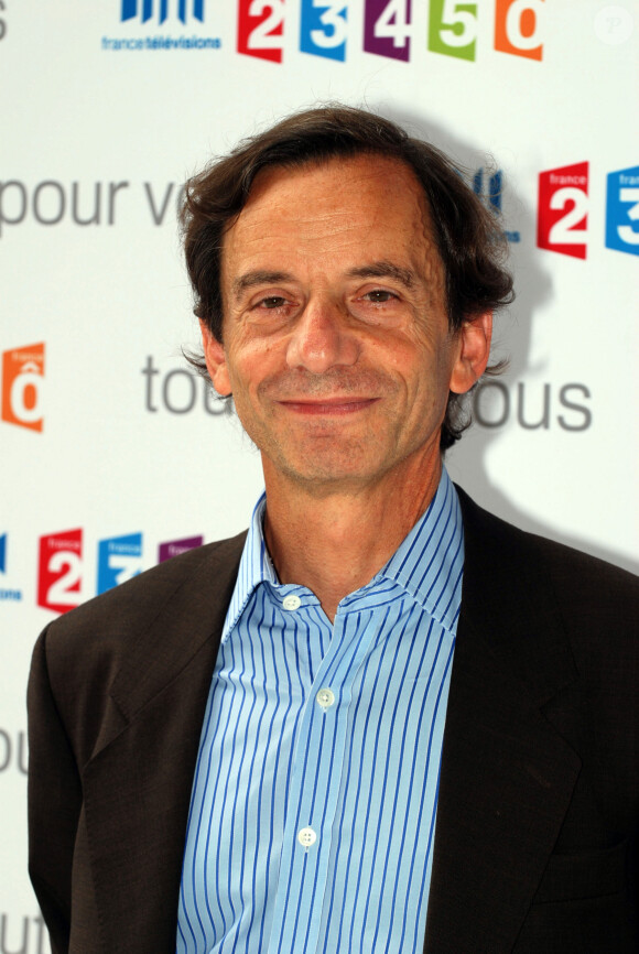 Archives - Olivier Barrot - Conférence de presse de rentrée de France Télévisions 2009-2010 à Paris, le 27 août 2009.