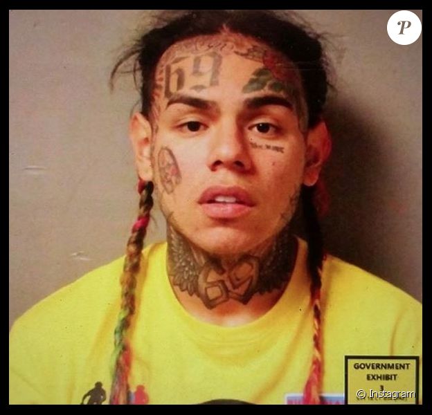 Portrait du rappeur 6ix9ine (vrai nom Daniel Hernandez), en procès pour racket, possession d'arme et de drogues, et préméditation de meurtre. Septembre 2019.