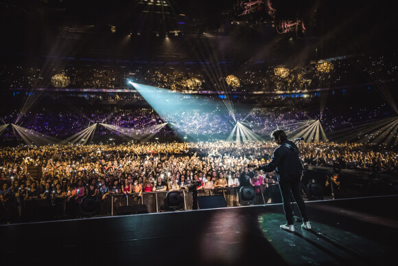 Exclusif - Plans large du deuxième jour du concert de Patrick Bruel lors de sa tournée "Ce soir on sort..." à Paris La Défense Arena le 7 décembre 2019. © Cyril Moreau/Bestimage