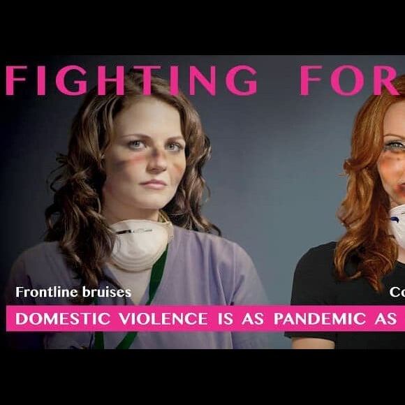 Jennifer Morrison et Marcia Cross posent contre les violences conjugales pendant le confinement