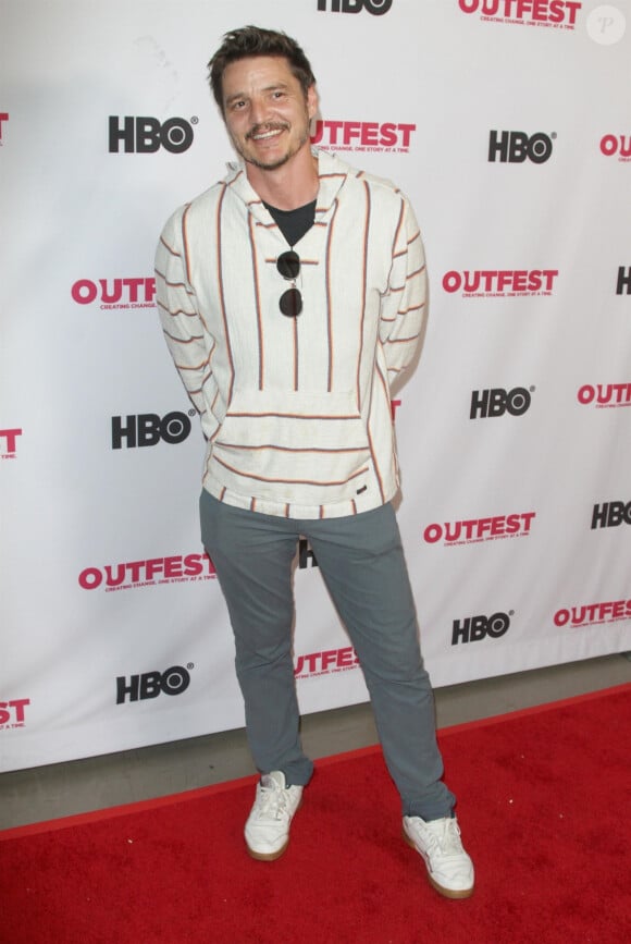Pedro Pascal - Photocall du festival de film LGBT Outfest au théâtre Chinese 6 à Hollywood, le 20 juillet 2019.