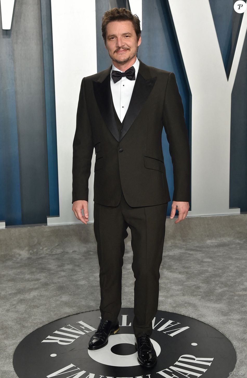 Pedro Pascal à la soirée Vanity Fair Oscar Party le 9 février 2020