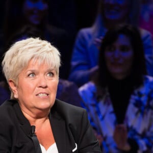 Exclusif - Mimie Mathy - Enregistrement de l'émission "La Boîte à secrets 4" à Paris, présentée par F.Bollaert, et diffusée le 10 avril sur France 3. Le 23 janvier 2020 © Tiziano Da Silva / Bestimage