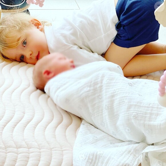 Cooper et sa soeur Coco, les enfants de Ronan Keating et sa femme Storm. Photo Instagram mars 2020.