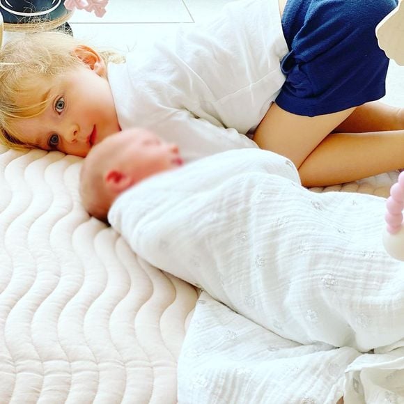 Cooper et sa soeur Coco, les enfants de Ronan Keating et sa femme Storm. Photo Instagram mars 2020.