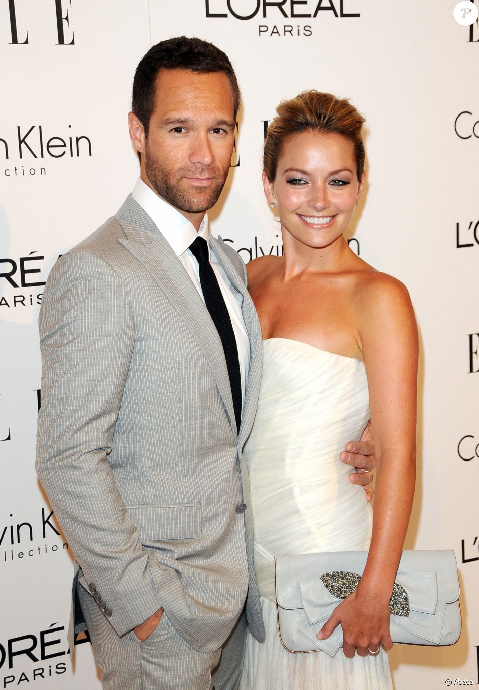 Becki Newton et son mari Chris Diamantopoulos - 16e Annual Elle Women