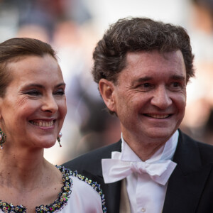 Carole Bouquet et son compagnon Philippe Sereys de Rothschild - Montée des marches du film de la Soirée 70ème Anniversaire lors du 70ème Festival International du Film de Cannes. Le 23 mai 2017. © Borde-Jacovides-Moreau/Bestimage