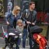 Exclusif - Michael Bublé se balade avec ses enfants Noah, Elias, son nouveau-né Vida et sa femme Luisana dans les rues de Vancouver au Canada, le 11 septembre 2018.