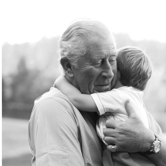 Portrait du prince Charles et du prince Louis réalisé par Kate Middleton, sur Instagram, le 23 avril 2020.