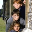 Daniel Radcliffe, Rupert Grint et Emma Watson dans le film "Harry Potter à l'école des sorciers" en 2001.