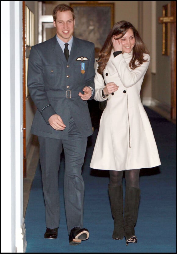 Le prince William et Kate Middleton lors du 90e anniversaire de la Royal Air Force en 2008.