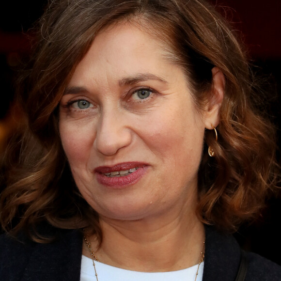 Exclusif - Emmanuelle Devos pour le film " Les Parfums" pose à l'occasion de la soirée d'ouverture du sixième Festival International du cinema de Saint-Jean-de-Luz, le 7 Octobre 2019 . © Patrick Bernard/ Bestimage