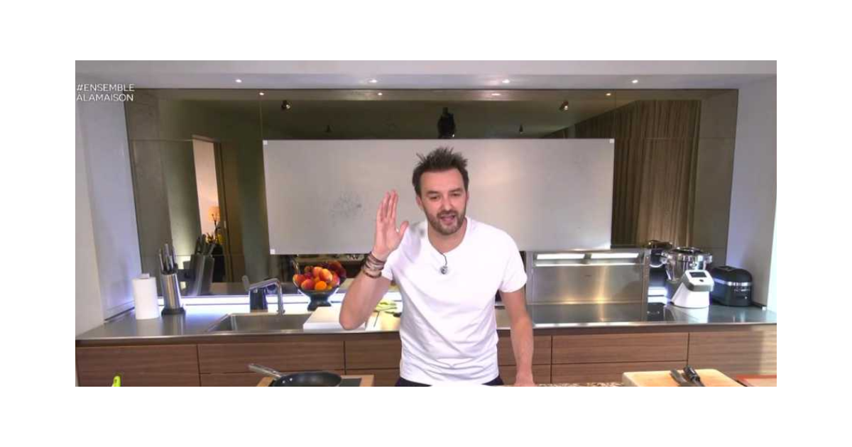 Cyril Lignac aux commandes de Tous en cuisine avec ses invités M Purepeople