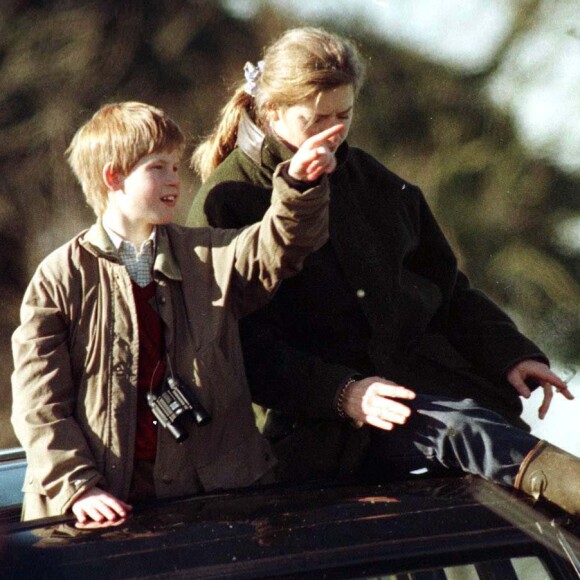 Le prince Harry lors d'une partie de chasse en famille dans le Gloucestershire, en 1997.
