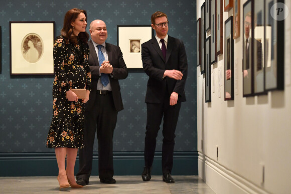 Catherine (Kate) Middleton, duchesse de Cambridge (enceinte), visite la "National Portrait Gallery" à Londres, le 28 février 2018.