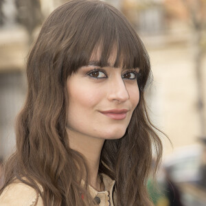 Clara Luciani - Arrivées des people au défilé Miu Miu collection prêt-à-porter Automne/Hiver 2020-2021 lors de la Fashion Week à Paris le 3 mars 2020. © Christophe Aubert via Bestimage