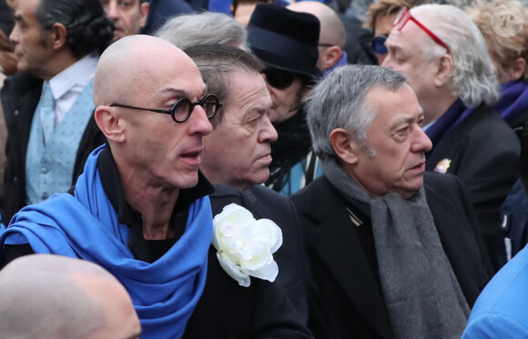 Le compagnon du défunt, Erwan Toularastel - Arrivées aux obsèques de Michou en l'église Saint-Jean de Montmartre à Paris. Le 31 janvier 2020