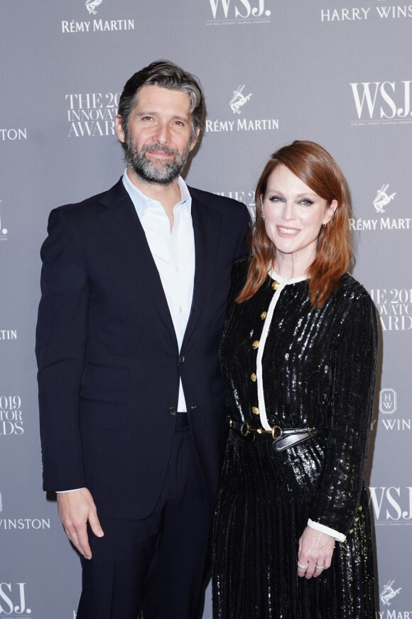 Bart Freundlich et Julianne Moore - Les célébrités lors de la soirée WSJ Innovators Awards au musée d'Art Moderne à New York, le 6 novembre 2019.