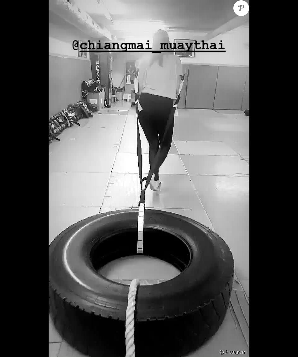 Anouchka Delon en pleine séance de sport pour retrouver sa silhouette après son accouchement, story Instagram mai 2020