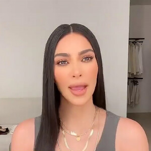 L'entraîneuse de fitness Melissa Alcantara, qui présente son nouveau livre, "Fit Gurl: le programme de redressement total du corps", reçoit également un message spécial de Kim Kardashian West. Los Angeles. Le 5 mai 2020.