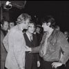 Johnny Hallyday, Jean-Jacques Debout et Alain Debout à la sortie du concert de Jean-Jacques Debout à Paris en 1968.