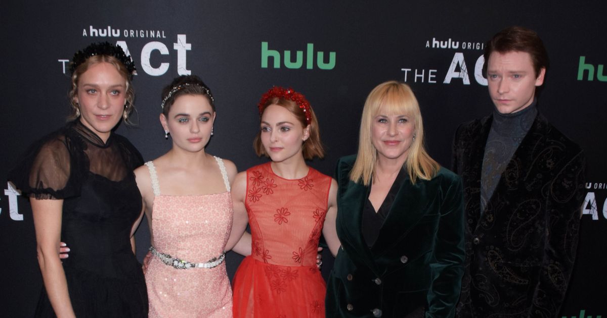 Les Neuf Vies De Chloe King Chloe Sevigny, Joey King, AnnaSophia Robb, Patricia Arquette and Calum