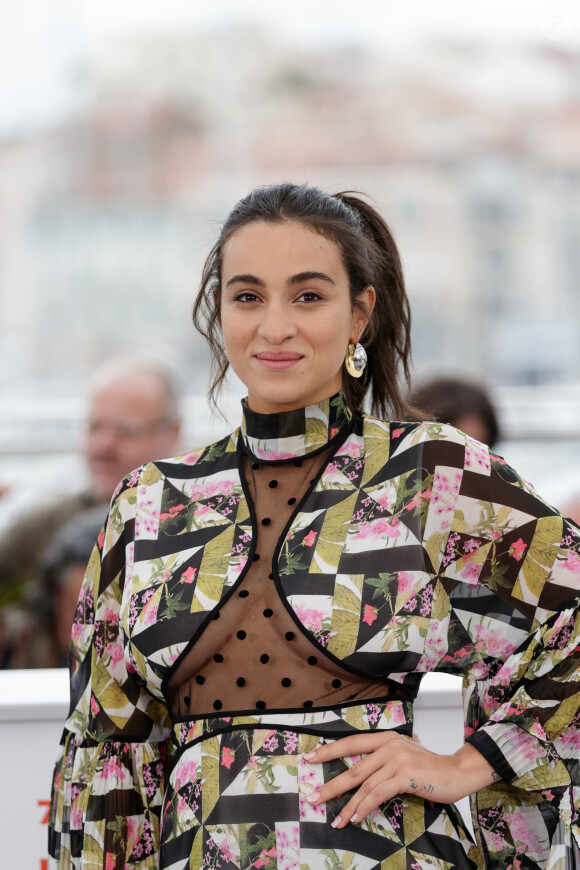 Camélia Jordana au photocall du film Haut les filles (cinéma de la plage) lors du 72ème Festival International du film de Cannes. Le 21 mai 2019 © Jacovides-Moreau / Bestimage