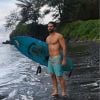 Christophe, le fiancé de Marine Lorphelin, fan de surf, le 15 août 2019