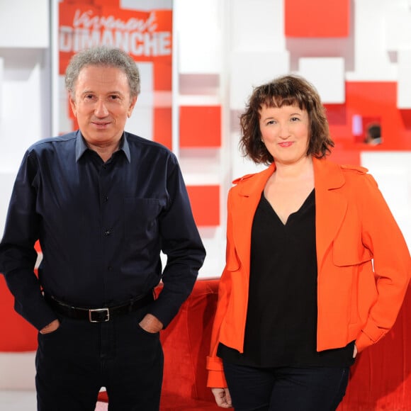 Exclusif - Michel Drucker, Anne Roumanoff et Emmanuel Chaunu - Enregistrement de l'émission ' Vivement Dimanche ' au studio Gabriel le 15 mai 2020. © Guillaume Gaffiot / Bestimage