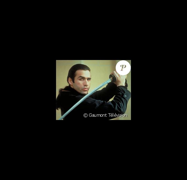 Adrian Paul dans la série "Highlander".