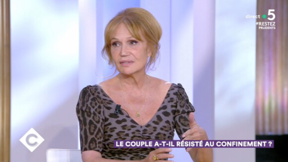 Clémentine Célarié invitée dans l'émission "C à Vous", sur France 5. Le 2 juin 2020.