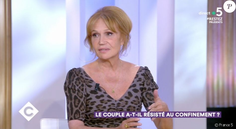 Clémentine Célarié invitée dans l&#039;émission &quot;C à Vous&quot;, sur France 5. Le 2 juin 2020.