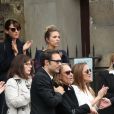 Nicolas Bedos, Joëlle Bercot (femme de Guy Bedos), Victoria Bedos, Doria Tillier, guest - Sorties - Hommage à Guy Bedos en l'église de Saint-Germain-des-Prés à Paris le 4 juin 2020.