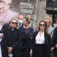 Joëlle Bercot (femme de Guy Bedos), Victoria Bedos (fille de Guy Bedos), Muriel Robin et sa compagne Anne Le Nen, guest - Hommage à Guy Bedos en l'église de Saint-Germain-des-Prés à Paris le 4 juin 2020.