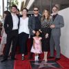 Rita Wilson entourée de son mari Tom Hanks et ses enfants Truman Hanks, Elizabeth Hanks et Chet Hanks lors de l'inauguration de son étoile sur le Hollywood Walk of Fame le 29 mars 2019 à Los Angeles. © Janet Gough / AFF-USA.com