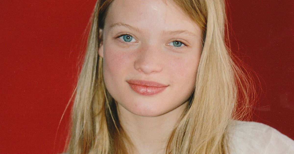 Mélanie Thierry en 2001. - Purepeople