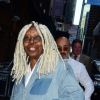 Whoopi Goldberg arbore une nouvelle coiffure africaine blonde platine à son arrivée à l'émission The Late Show avec Stephen Colbert à New York, le 24 septembre 2019 © CPA/Bestimage