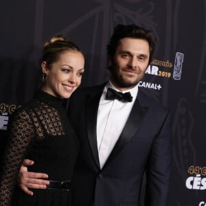 Pio Marmai et sa compagne Charlotte Ranson - Photocall de la 44ème cérémonie des César à la salle Pleyel à Paris. Le 22 février 2019 © Borde-Jacovides / Bestimage