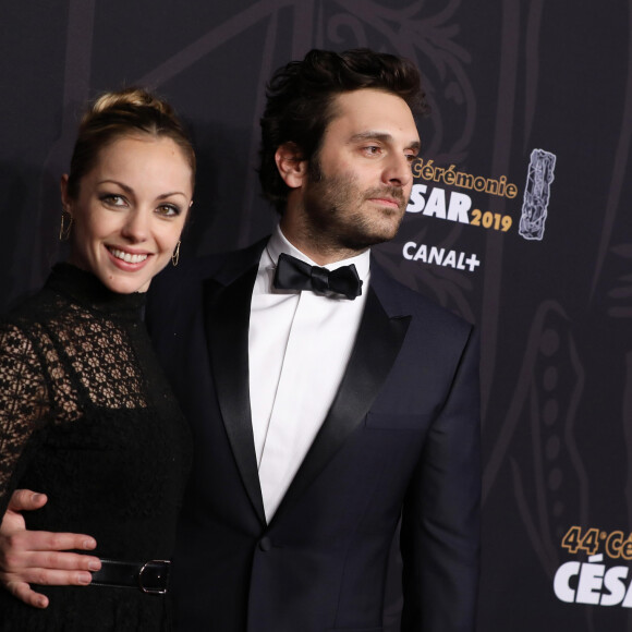 Pio Marmai et sa compagne Charlotte Ranson - Photocall de la 44ème cérémonie des César à la salle Pleyel à Paris. Le 22 février 2019 © Borde-Jacovides / Bestimage
