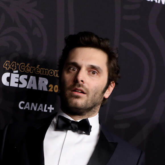Pio Marmai et sa compagne Charlotte Ranson - Photocall de la 44ème cérémonie des César à la salle Pleyel à Paris. Le 22 février 2019 © Borde-Jacovides / Bestimage