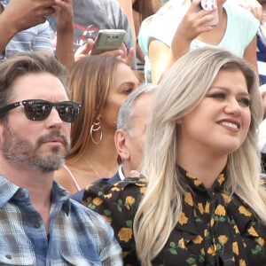 Kelly Clarkson et son mari Brandon Blackstock à Hollywood, le 22 août 2018.