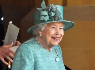 Elizabeth II : Seule mais souriante en vert pour son anniversaire "modeste"