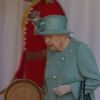 La reine Elisabeth II d'Angleterre assiste à une cérémonie militaire célébrant son anniversaire au château de Windsor dans le Bershire, le 13 juin 2020.
