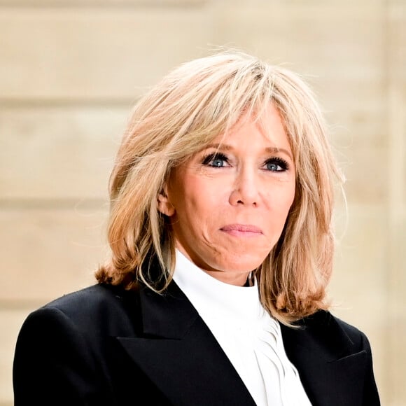 La première dame Brigitte Macron - Le roi et la reine d'Espagne arrivent au palais de l'Elysée à Paris pour un déjeuner avant la cérémonie à l'occasion de la première journée nationale d'hommage aux victimes du terrorisme le 11 mars 2020. © JB Autissier / Panoramic / Bestimage