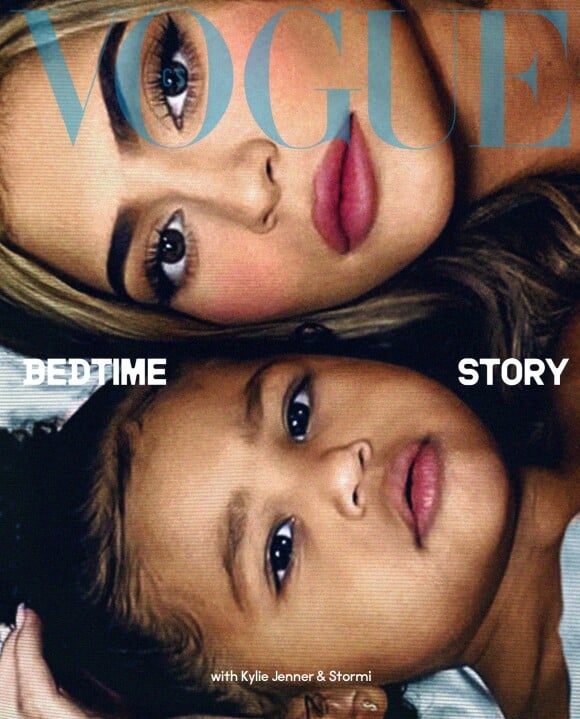 Kylie Jenner et sa fille Stormi en couverture du nouveau numéro de l'édition tchéquoslovaque du magazine Vogue. Photo par les frères Alessandro et Luca Morelli.