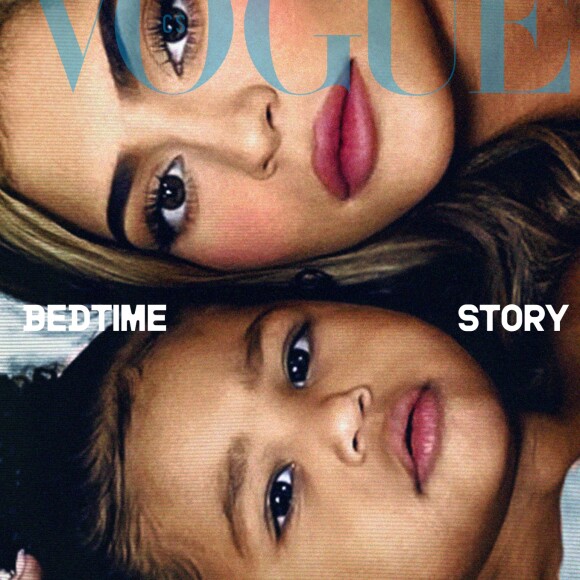 Kylie Jenner et sa fille Stormi en couverture du nouveau numéro de l'édition tchéquoslovaque du magazine Vogue. Photo par les frères Alessandro et Luca Morelli.