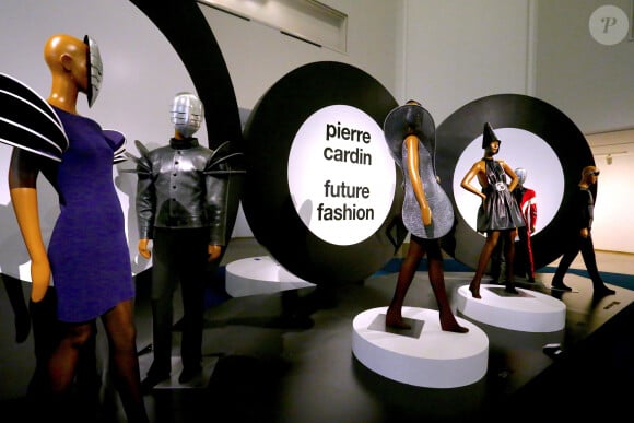 Le Brooklyn Museum de New York organise à partir de cet été une grande rétrospective de l'oeuvre du couturier français Pierre Cardin, qui insistera sur son caractère avant-gardiste et son influence au-delà de la mode. New York, le 17 juillet 2019. © Charles Guerin/Bestimage