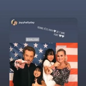 Laeticia Hallyday a republié une photo de sa fille Joy sur Instagram le 21 juin 2020, fêtant la fête des Pères à son papa disparu, Johnny.