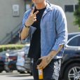 Exclusif - Cody Simpson est allé déjeuner avec des amies dans le quartier de West Hollywood à Los Angeles, le 17 mai 2019